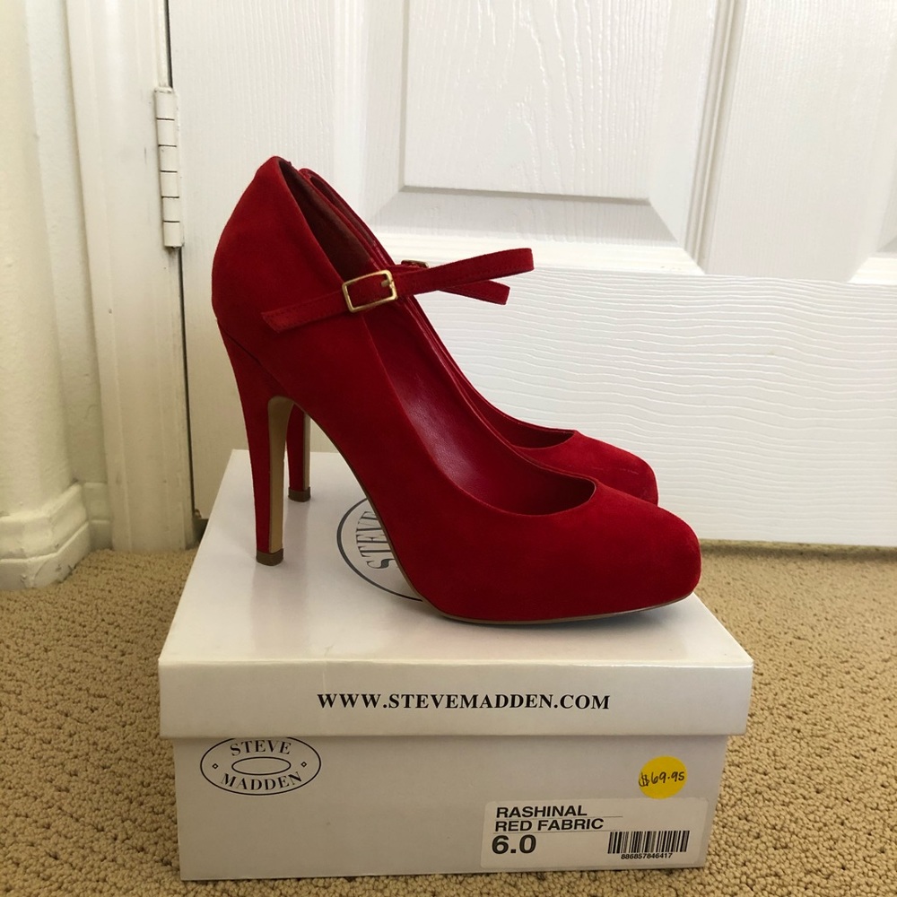 Red Steve Madden heels with box